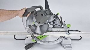 Genesis GMS1015LC 15-Amp 10-Inch Compound Miter Saw with